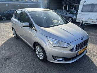 Vaurioauto  passenger cars Ford C-Max 1.0 Titanium 2016/6