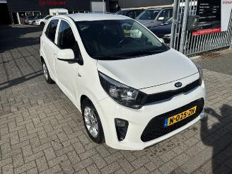 Auto incidentate Kia Picanto 1.0 5-drs ExecutiveLine 2017/1