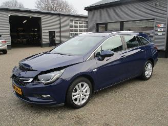 Auto incidentate Opel Astra SPORTS TOURER 1.0 BUSINESS+ 2016/9