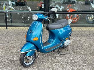 skadebil motor Vespa  ET4 125cc 2000/3