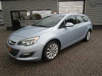 Auto incidentate Opel Astra SPORTS TOURER 1.4 Turbo Sports+ 2015/5