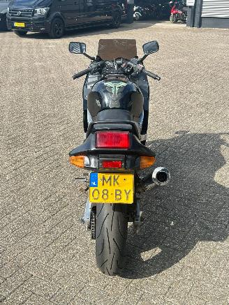 Kawasaki ZZ - R 600  picture 4