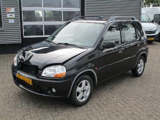 skadebil auto Suzuki Ignis 1.3-16V GS automaat 2002/9