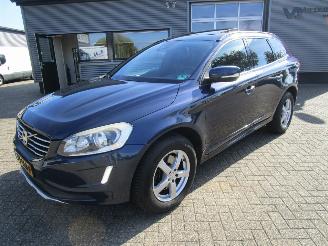 krockskadad bil auto Volvo Xc-60 2.0 D4 FWD SUMMUM 2013/12