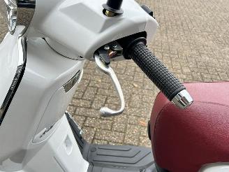 Kymco  New Like picture 11