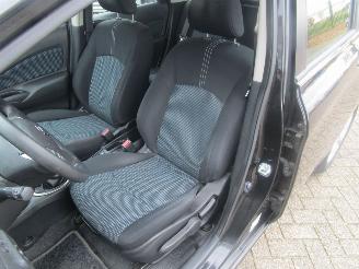 Nissan Note 1.2 Connelt Edition picture 10