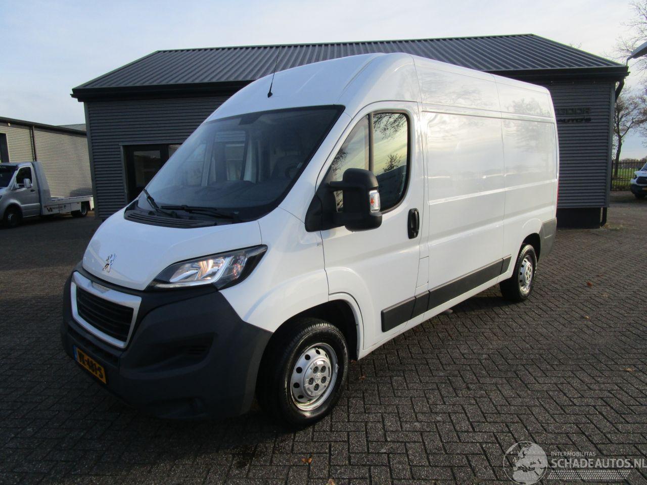 Peugeot Boxer 335 2.2 HDI L2H2 XR