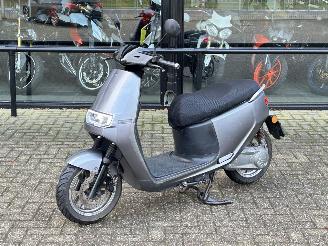 krockskadad bil bromfiets Overige  Ecooter E2 2019/8