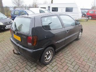 Volkswagen Polo 1.6 automaat picture 3