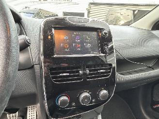 Renault Clio 0.9 TCe Eco Collection picture 17