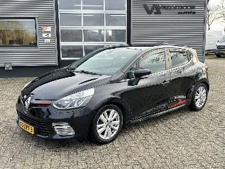 krockskadad bil auto Renault Clio 0.9 TCe Eco Collection 2013/2