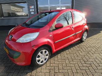 skadebil auto Peugeot 107 1.0-12V XS 5drs 2008/5