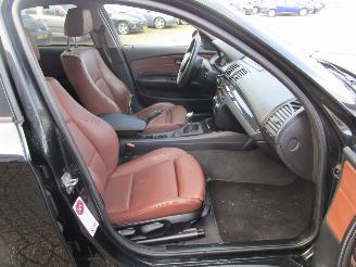 BMW 1-serie 118D High Executive picture 11
