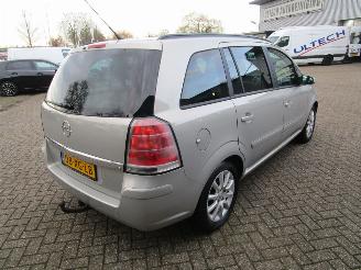 Opel Zafira 1.8 Temptation 7pers. picture 5