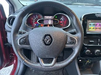 Renault Clio 0.9 TCE Limited picture 18