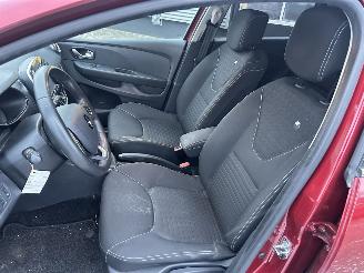 Renault Clio 0.9 TCE Limited picture 10