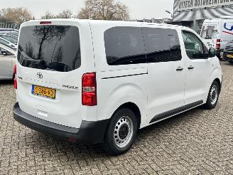 Toyota ProAce Shuttle 1.5 D-4D Cool Comfort Medium 9 personen Incl BTW. picture 5