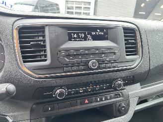 Toyota ProAce Shuttle 1.5 D-4D Cool Comfort Medium 9 personen Incl BTW. picture 23