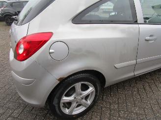 Opel Corsa 1.4-16V Enjoy picture 19