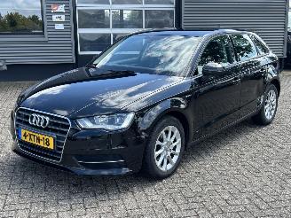 škoda osobní automobily Audi A3 Sportback 1.4 TFSI Attraction Pro Line G-tron CNG 2014/10