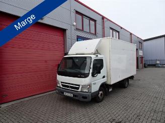 skadebil bedrijf Mitsubishi Canter fuso 3C13 3.0 DI 385 bakwagen airco let op motor defect!!!!!!!!!!! 2010/5
