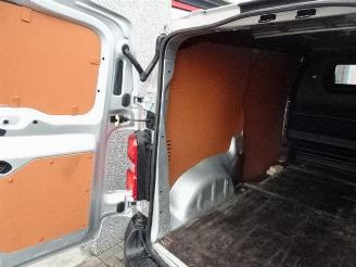 Peugeot Expert 231S 2.0 BlueHDI 120 Premium picture 24