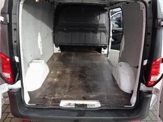 Mercedes Vito 109 CDI 165501 km airco imperiaal picture 17