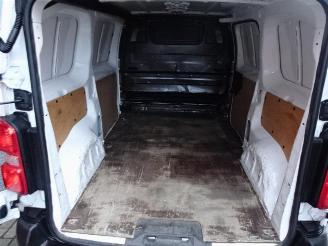 Peugeot Expert 226S 1.6 BlueHDI 95 Pro 3 zits picture 13