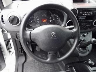 Peugeot Partner 122 1.6 HDi 90 L2 XR maxi met inrichting imperiaal picture 15