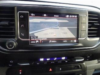 Peugeot Expert 231C 2.0 BlueHDI 120 Premium Pack 3 zits airco picture 9