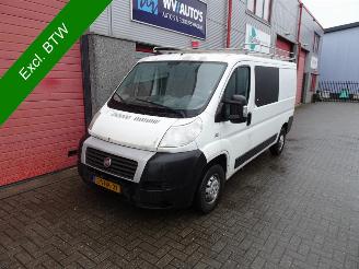 krockskadad bil auto Fiat Ducato 30 2.3 MultiJet MH1 3 zits l2-h1 2010/5