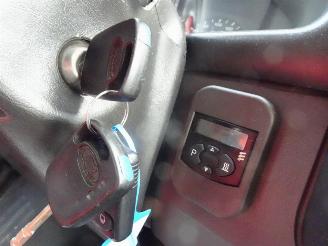 Ford Transit 300S 2.4TDdi rolstoelbus met lift automaat picture 38