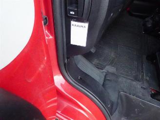 Peugeot Boxer 333 2.2 BlueHDi 165 L3H2 Premium 3 zits navi airco camera 2500 kg trekhaakgewicht picture 24