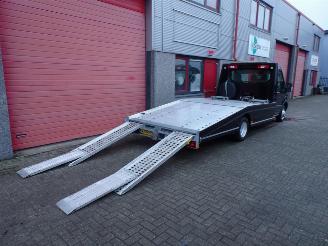 Ford Transit 350 2.2 TDCI L4H1 Ambiente picture 2