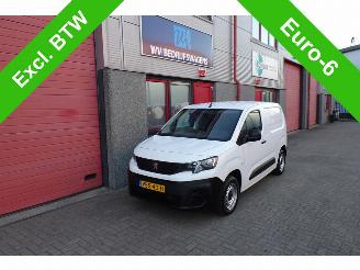 occasione veicoli commerciali Peugeot Partner 1.5 BlueHDI Pro airco 105526 km !!!!!!!!! 2019/8