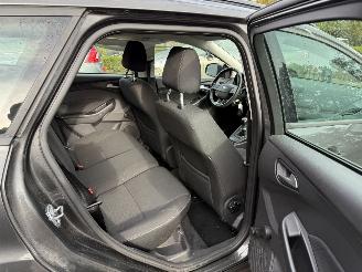 Ford Focus 1.0 Lease Edition picture 29