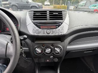 Nissan Pixo 1.0 Look S/S  AIRCO Hatchback 5-dr. picture 23