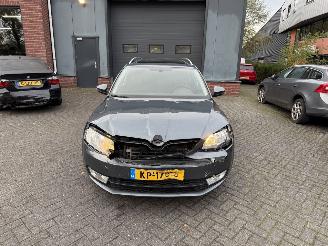 Skoda Octavia 1.6 TDI Greentech PANORAMADAK  Ambition Business picture 9