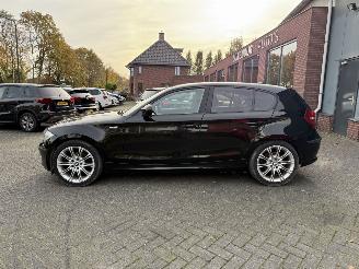 BMW 1-serie 116i Business Line Hatchback 5-dr. picture 2