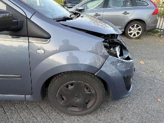 Renault Twingo 1.2-16V Collection  Hatchback 3-dr. picture 15