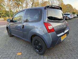 Renault Twingo 1.2-16V Collection  Hatchback 3-dr. picture 9