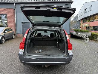 Volvo V-70 2.4 Edition Classic  AUTOMAAT (Stationwagen 5-dr.) picture 15