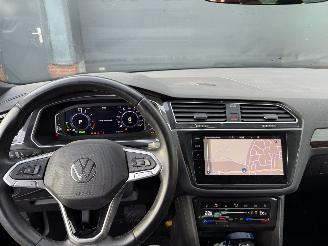 Volkswagen Tiguan 1.4 TSI eHybrid R-Line Business+ picture 35
