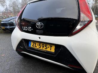 Toyota Aygo 1.0 VVT-i x-cite Hatchback 5-dr. picture 26