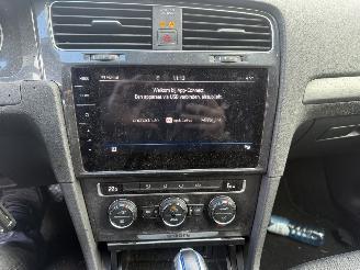 Volkswagen e-Golf  picture 20