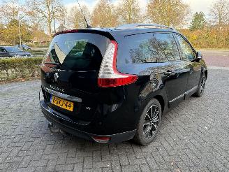 Renault Scenic 1.2 TCe Bose (MPV 5-dr.) picture 5