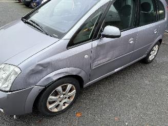 Opel Meriva 1.6-16V Cosmo (MPV 5-dr.) picture 20