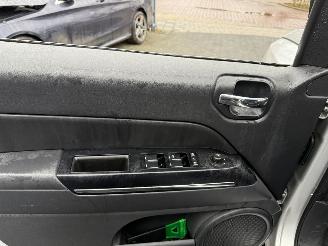 Jeep Compass 2.0 Limited (SUV 5-dr.) picture 20