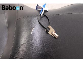 Harley-Davidson  FLD Dyna Switchback picture 23