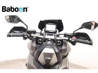 Honda  X-ADV picture 16